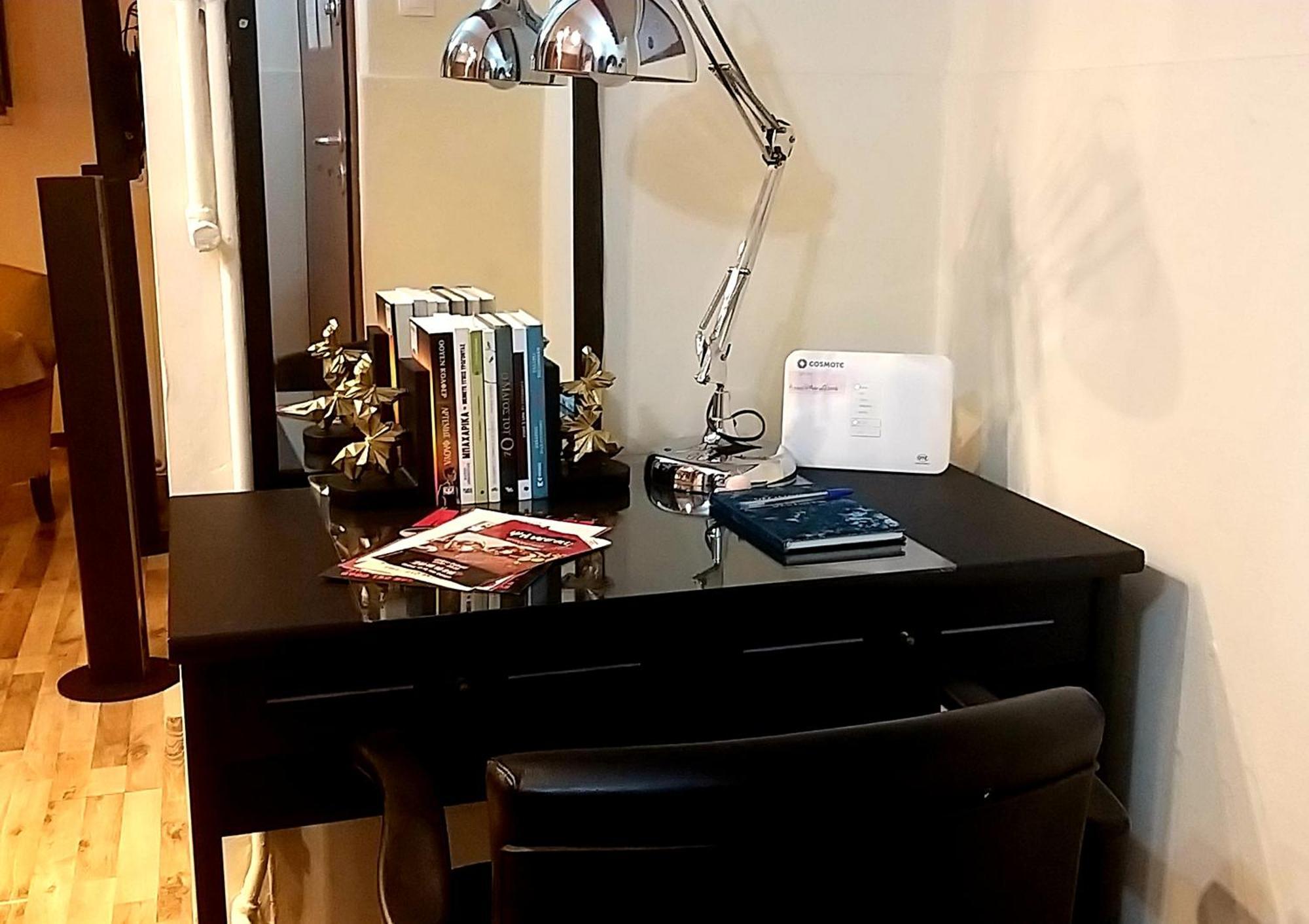 Anna Maria Greek Filoxenia Apartment Pire Dış mekan fotoğraf